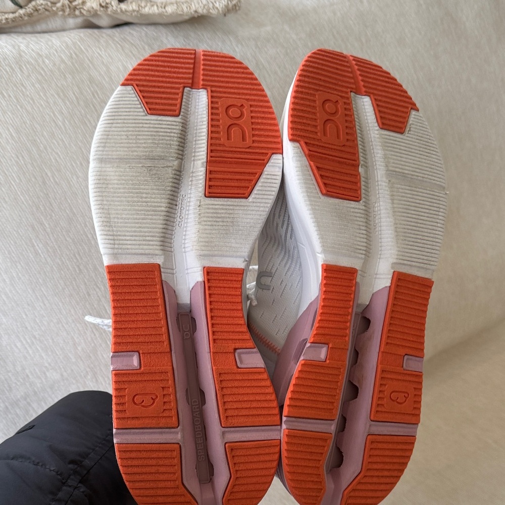 Cloud Nova Flux Sneakers 👟 - Picture 10 of 11